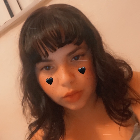 Meet your Posher, Briana - Picture 1 of 1